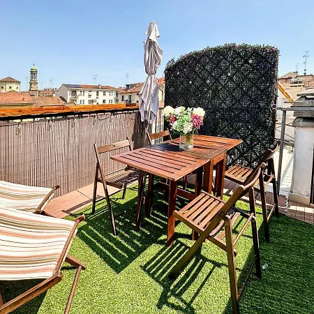 Apartment Easy Loft, Porta Romana - Fondazione Prada *